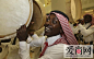 独特的集体婚礼 沙特阿拉伯举行“无新娘”集体婚礼-婚嫁-