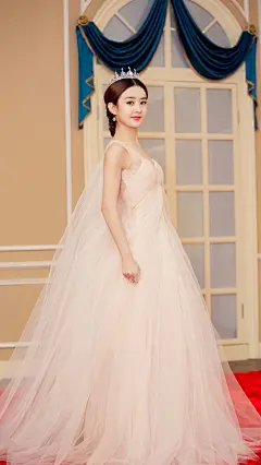 #赵丽颖##女儿国国王赵丽颖# 壁纸尺寸啊啊啊啊啊啊啊Word国王陛下@赵丽颖 