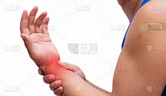 格林-巴利综合征，接种新冠疫苗后常见的麻木。肌肉疼痛，肌肉无力，手脚麻木，就像我们穿袜子一样