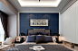 现代风格样板房深蓝色房间卧室装修图片