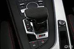 【奥迪RS 52018款Coupe 2.9T quattro 基本型换挡杆汽车图片-汽车图片大全】-易车网