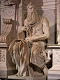 《摩西》高255cm 米开朗基罗 1515-1516年 罗马圣彼得镣铐教堂