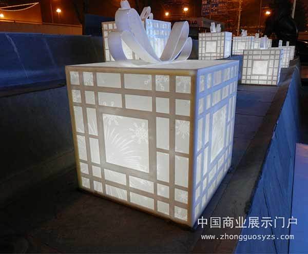 北京银泰中心圣诞装饰设计