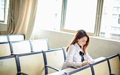 漂亮制服美女清新唯美写真电脑壁纸