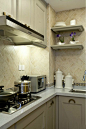 三居100平烂漫地中海风格家庭厨房整体橱柜装修效果图
