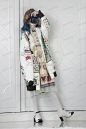#lolita搭配# Oooooversize hip-hop lo
jsk:iw周年派
纱裙／卫衣／摩卡外套:@趣Studio 
鞋:BerryQ