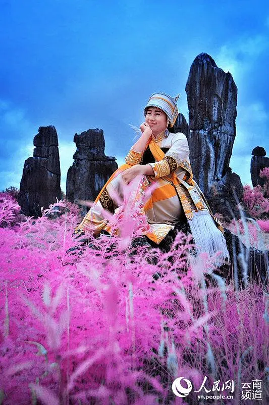 红外人像阿诗玛。（摄影：徐航）-花瓣网