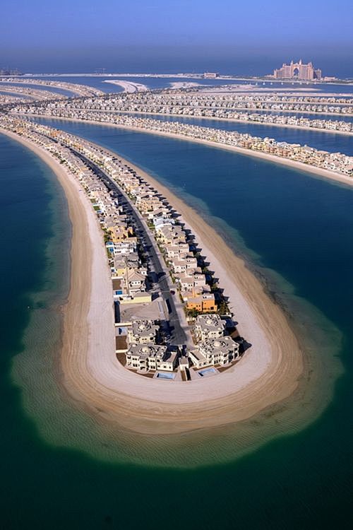 Palm Jumeirah Dubai,...