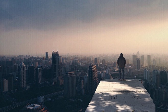 City, Standing Man, ...