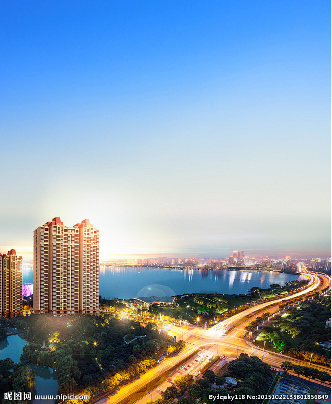 房地产湖景