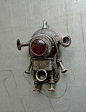 【5/10】由小零件焊接的超萌小机器人，小归小，蒸朋范十足。《机械迷城》里的那位（图1），还原度极高。来自BioStantsiya（vk.com/club9727218）