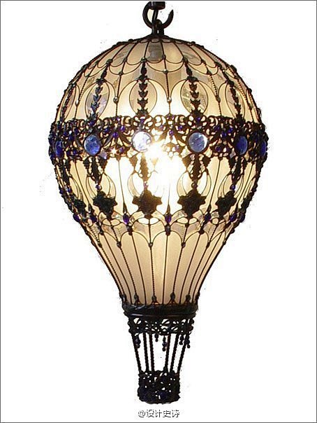 别致的巴洛克风格热气球琉璃壁灯设计