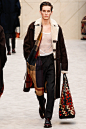 Burberry Prorsum
2014 - 2015 F/W London Fashion Week