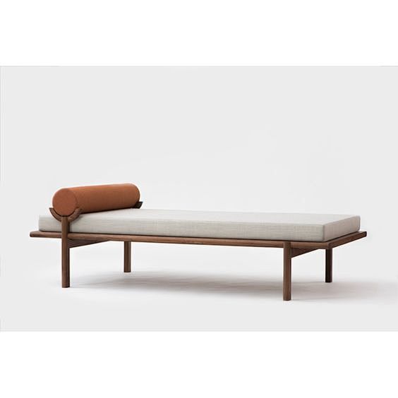 Crescent Daybed - LO...