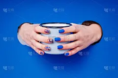 修指甲,遮罩,圆形,眼镜,蓝色背景,蓝色,部分,珐琅,华贵,长的