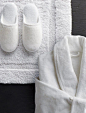 For a skin-pampering indulgence that rivals a day at the spa, wrap yourself in our ultra-soft robe and cozy slippers. Robe features a plush 280 gsm in luxuriously absorbent Turkish cotton and an ultra poly-fleece exterior for sumptuous warmth and relaxati