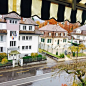 利特刚更新了Instagram：..스위스의 아침..비온다.. 原文戳：http://t.cn/R7qmGsx