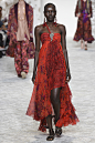 Etro Spring 2018 Ready-to-Wear Fashion Show : The complete Etro Spring 2018 Ready-to-Wear fashion show now on Vogue Runway.