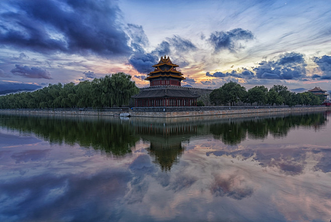 北京角楼日出