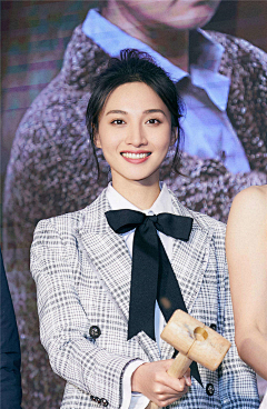 集美斋采集到冯文娟