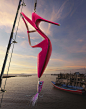 Con tono surrealista y cebo para pescar, la marca Louboutin intentará atrapar a los hombres (+fotos)