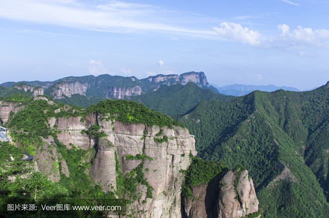 爬坡道
Hill