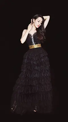 迪丽热巴壁纸 喜欢她举手  ​​​​