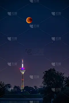 杜塞尔多夫1号月食