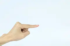 手势高清手拿大拇指图片笔划手语手指素材手心手持触摸人物动作五个手指姿势手掌手背手握818A0415 – 饿狐背景网站-微距高清设计素材免费图片下载海报壁纸摄影背景素材，背景图，背景墙，背景板，背景图片，背景纹理，背景板设计，背景材质，背景大图