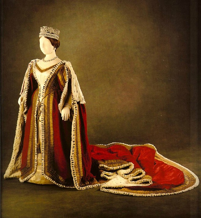 维多利亚女王的衣服（肯辛顿宫藏品，真正的...