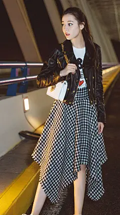 迪丽热巴活动照图片桌面手机壁纸