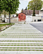 http://www.landezine.com/index.php/2016/06/guitrancourt-town-centre-by-espace-libre/guitrancourt_place_du_village_03/: