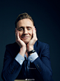 #Tom Hiddleston# by Bryce Duffy for Variety, April 2016 去年抖森捧脸照的成品效果 幕后照戳→O网页链接 ​​​​