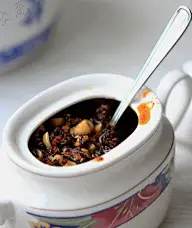 你饿不饿，我煮饭给你吃