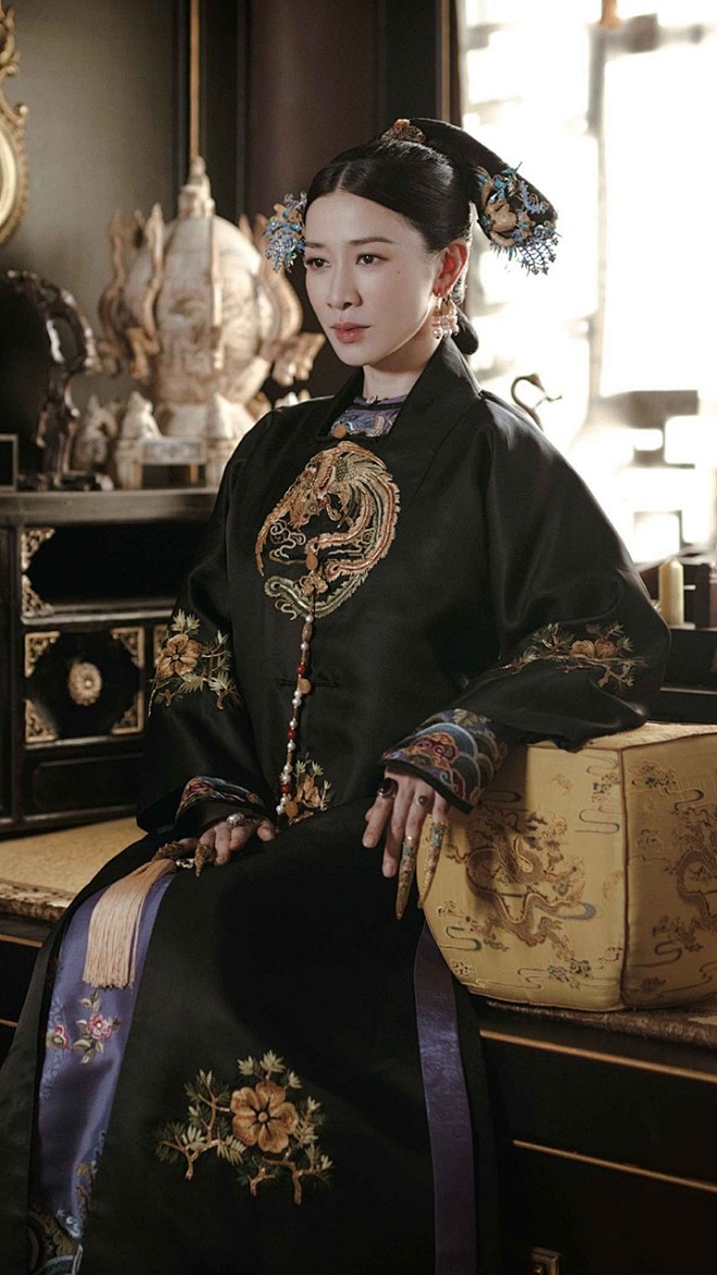 延禧攻略–娴妃–佘诗曼