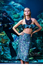 把海洋裹在身上，Agua de Coco 2015春夏沙滩女装广告大片，模特托妮·伽恩 (Toni Garrn) 演绎！_Agua de Coco
