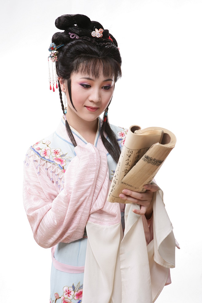 越剧《红楼梦》李旭丹饰林黛玉定妆照 - ...