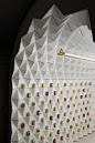 42英尺的独立式拱门、1500个切面钻石砖，这家商店不简单 | Tacklebox Architecture-建e室内设计网-设计案例