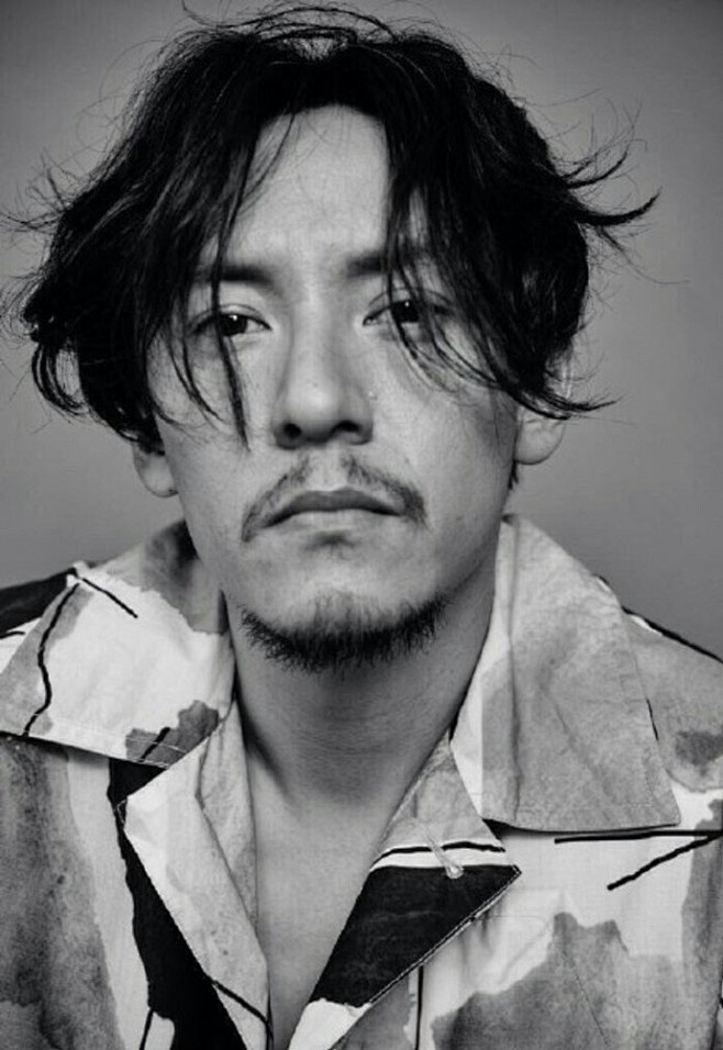 张震黑白系列晚安