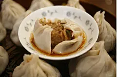 正宗无锡小笼包 超王记小笼馒头鲜肉汤包灌汤包50只【当天现做】-淘宝网