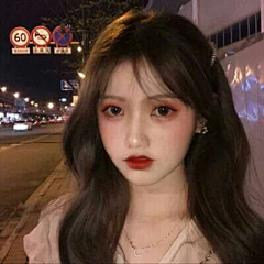 龙小龙小采集到looker