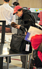 【高清旧图】#Jesse Eisenberg# at LAX airport, CA