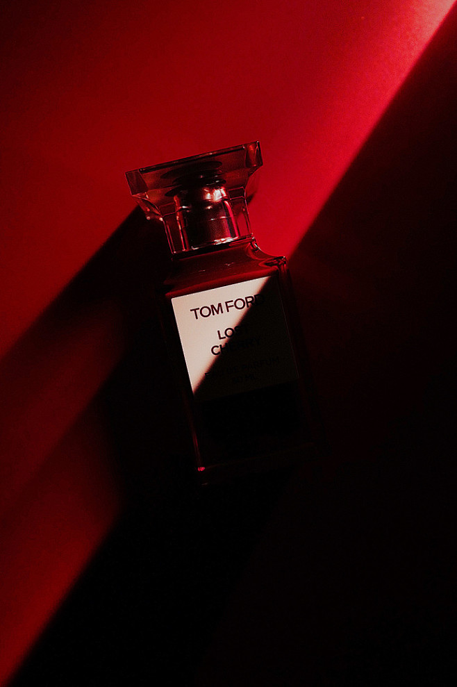 TOM FORD ʟᴏsᴛ ᴄʜᴇʀʀʏ...