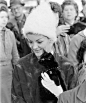 1961年好莱坞黑猫试镜会 - 空白杂志 NONZEN.com : 19961年，美国好莱坞举办了一场声势浩大的黑猫试镜会，摄影师Ralph Crane拍下了整个海选过程的精彩照片。