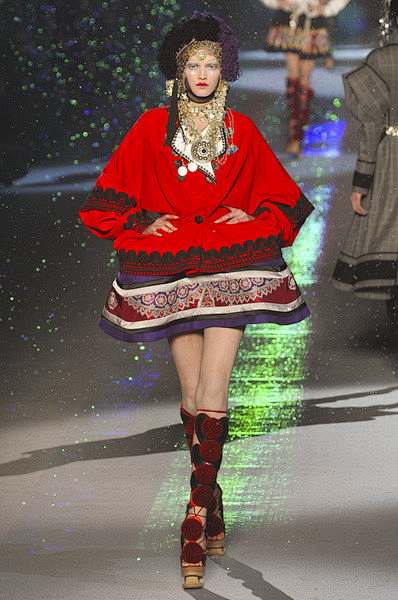 #鬼魅嫁纱#John Galliano ...