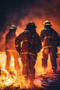 AI数字艺术清晰消防员救火背影图片-众图网