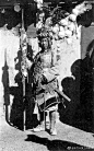 旧西藏男子武士铠甲服饰