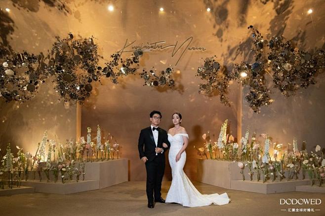 驼色+金属银时尚高级感泰式婚礼-国外婚礼...