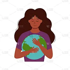 年轻美丽的非洲女人拥抱热爱地球的生态理念