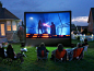 open-air-kino-garten-selber-machen-cool-kinoabend-faltstuehle